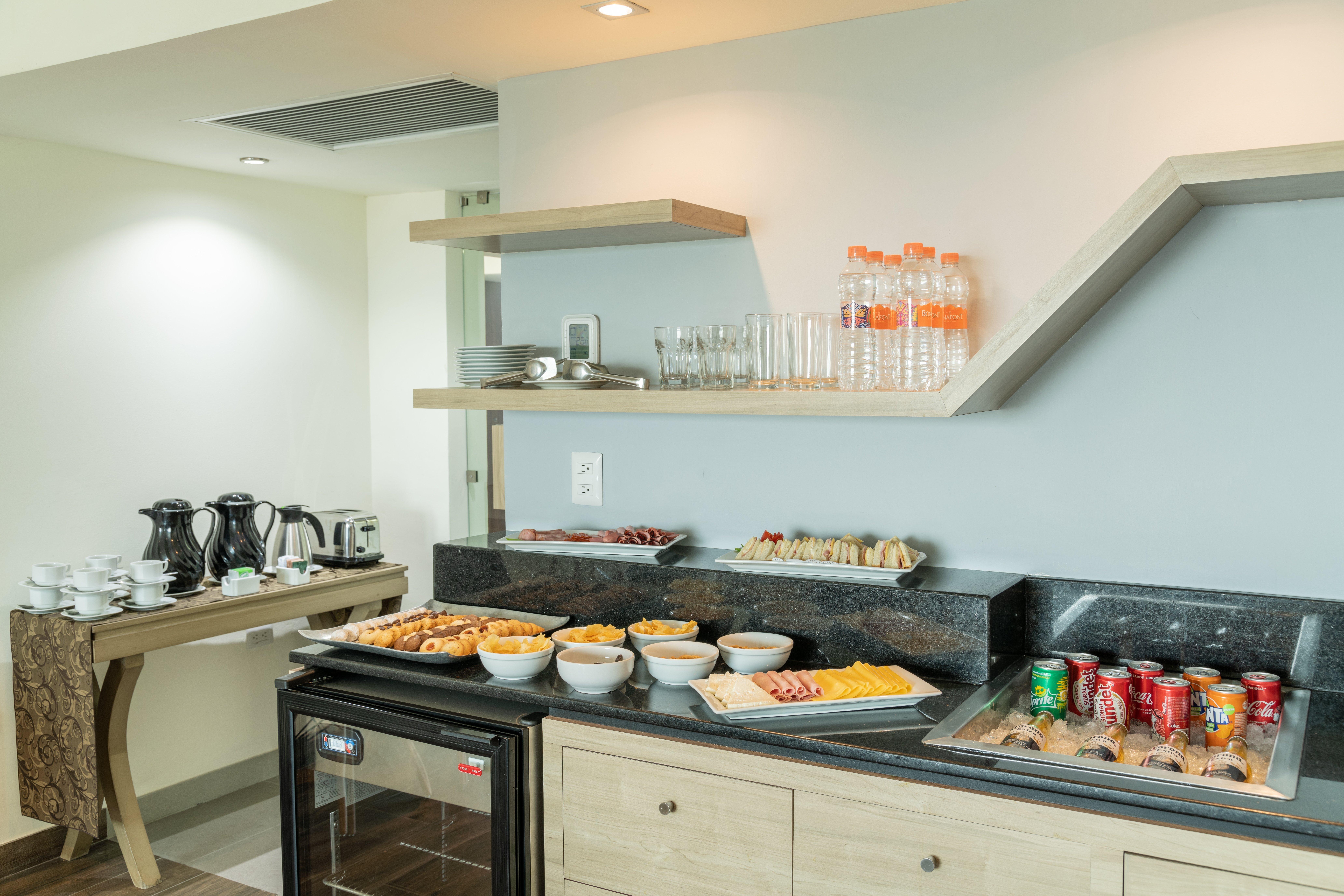 Holiday Inn Guadalajara Expo Plaza Del Sol By Ihg Zapopan Ngoại thất bức ảnh