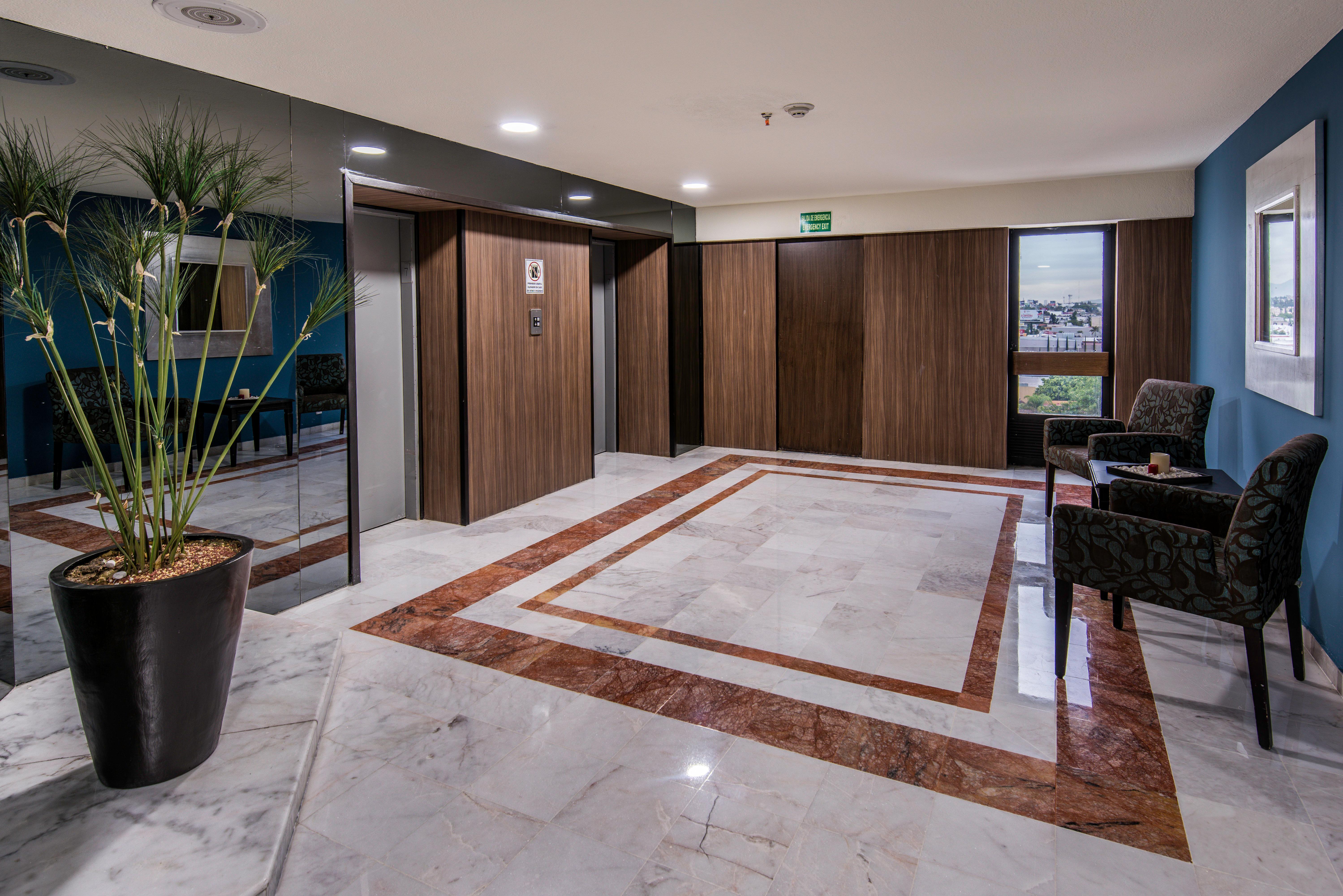 Holiday Inn Guadalajara Expo Plaza Del Sol By Ihg Zapopan Ngoại thất bức ảnh