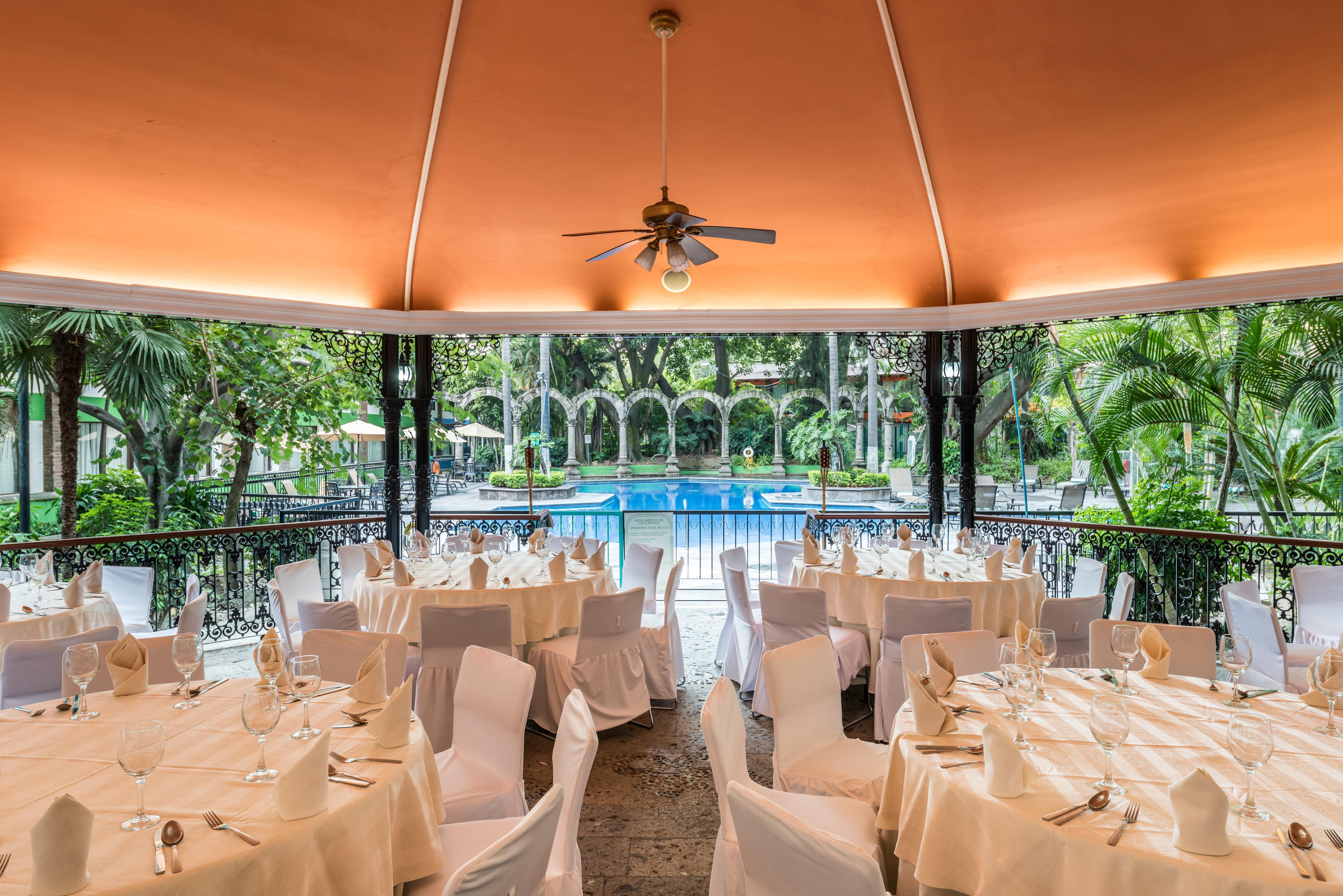 Holiday Inn Guadalajara Expo Plaza Del Sol By Ihg Zapopan Ngoại thất bức ảnh
