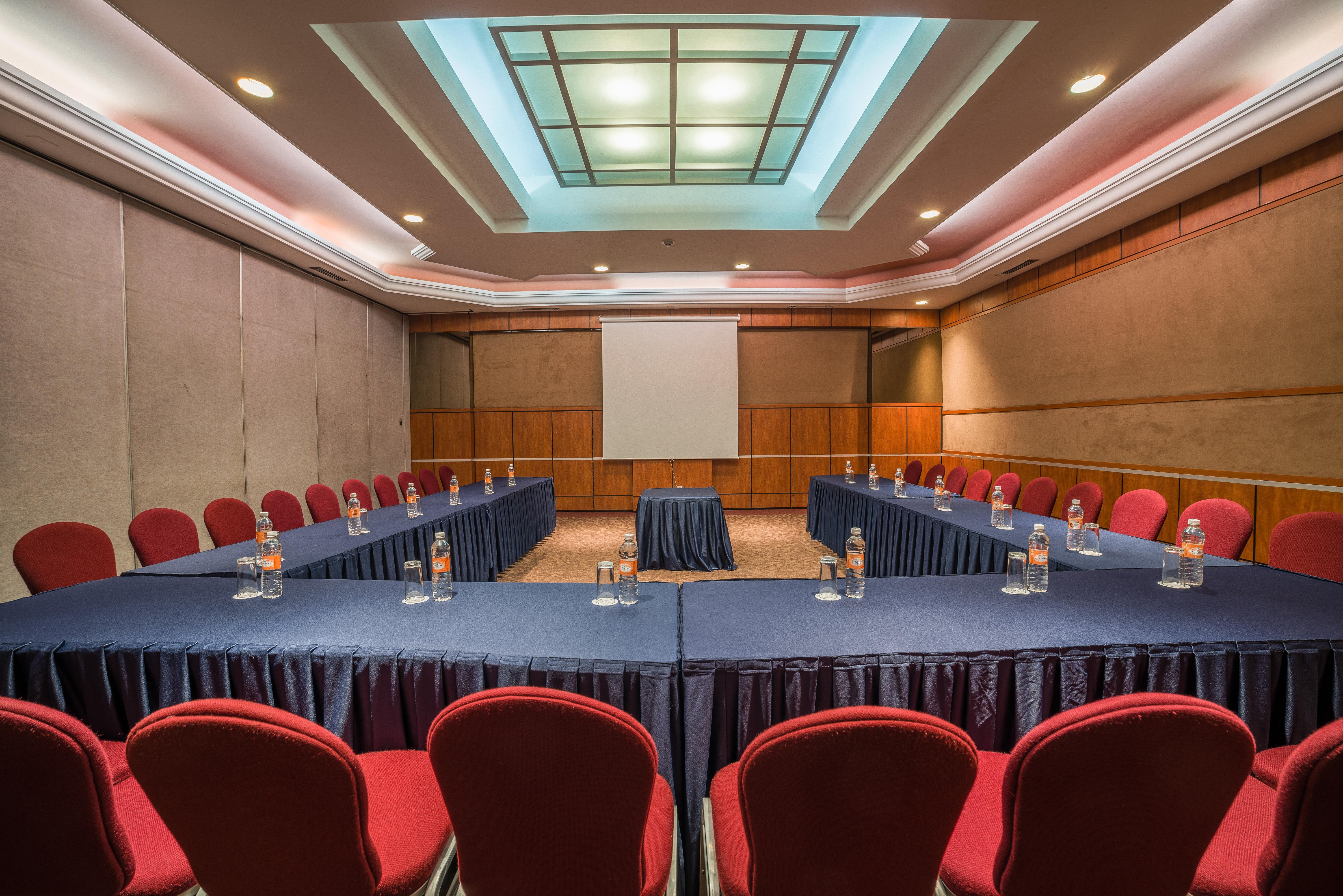 Holiday Inn Guadalajara Expo Plaza Del Sol By Ihg Zapopan Ngoại thất bức ảnh