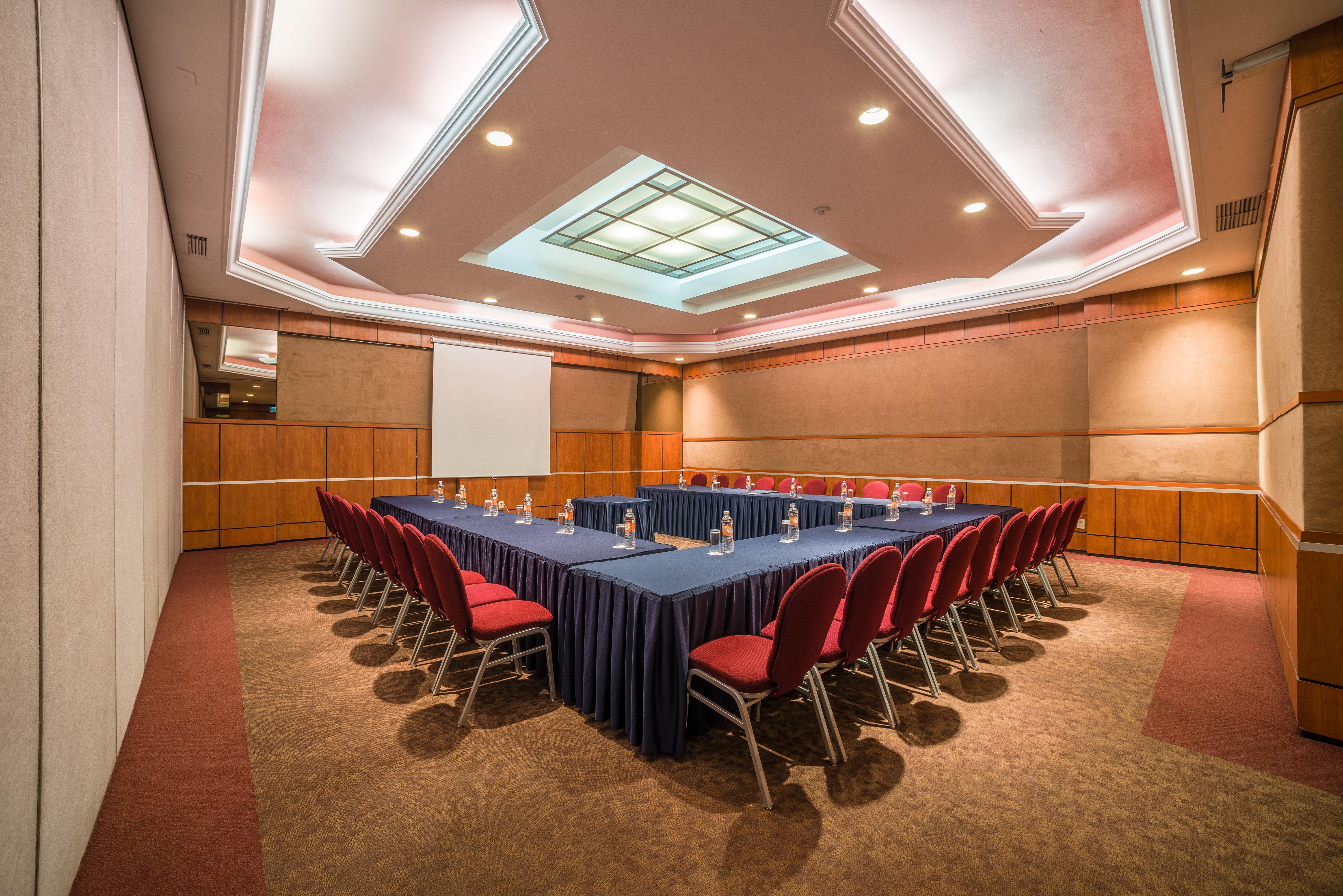 Holiday Inn Guadalajara Expo Plaza Del Sol By Ihg Zapopan Ngoại thất bức ảnh