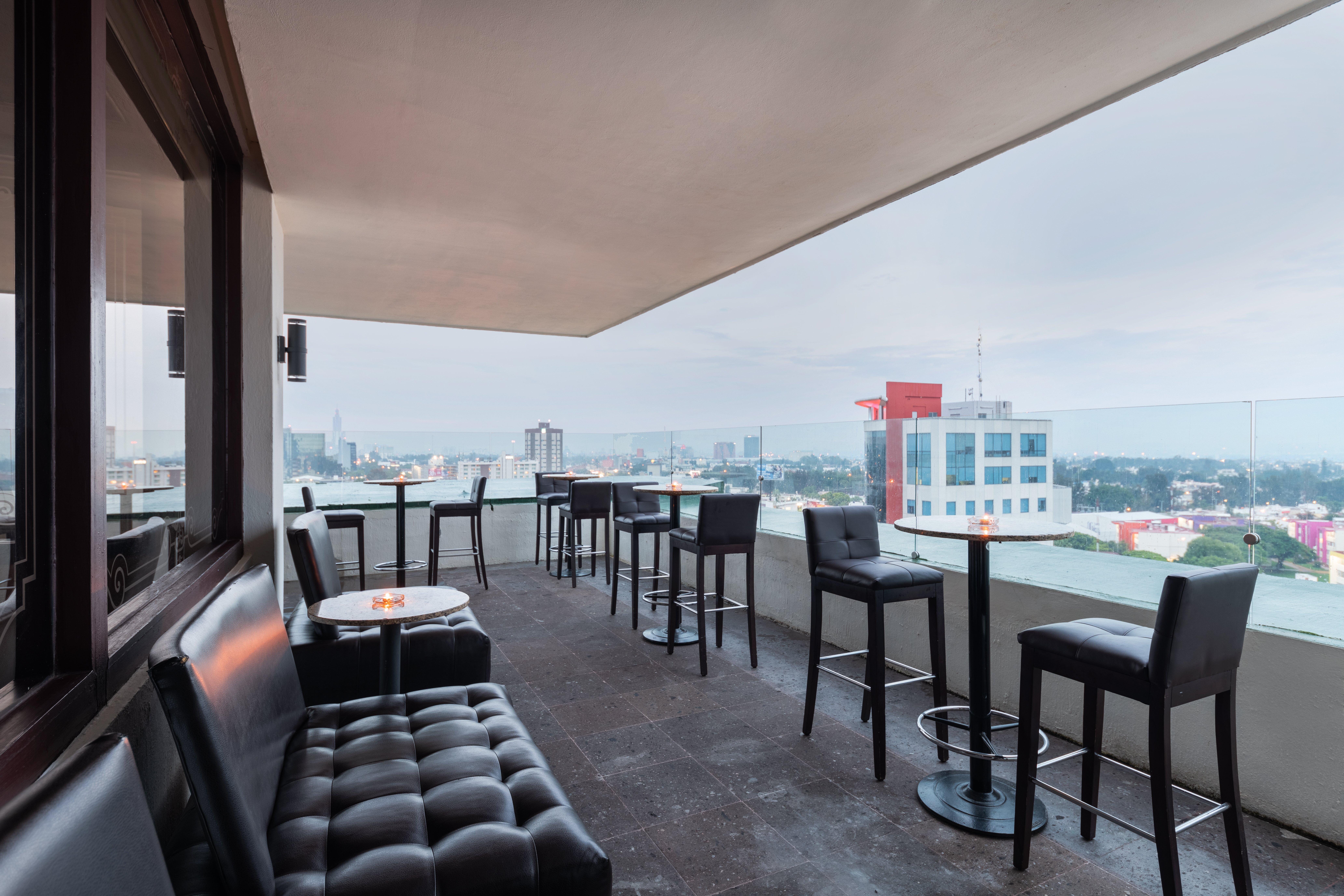 Holiday Inn Guadalajara Expo Plaza Del Sol By Ihg Zapopan Ngoại thất bức ảnh